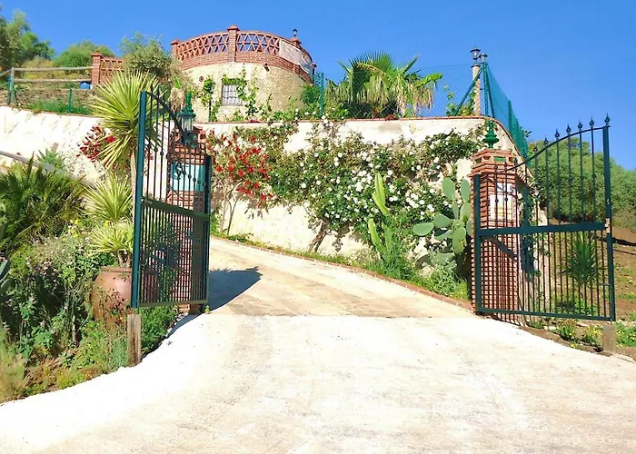 Peperent Mediterraneo Villa Nerja